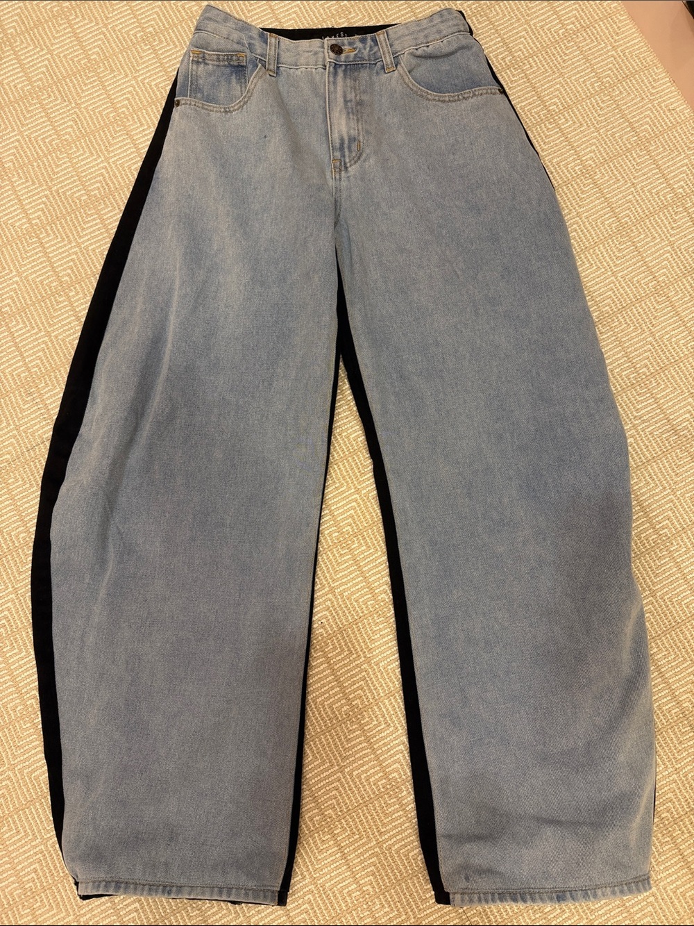Lioness Two-Tone Wide Leg Jeans - Light Blue with Black Side Panels